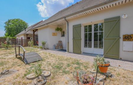 G&icirc;te n&deg;10G678 Salon - Aube - photo