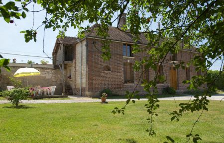 G&icirc;te n&deg;10G23 Bucey-en-Othe - Aube - photo