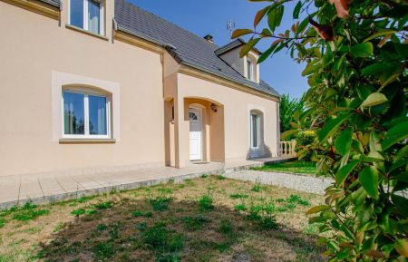 G&icirc;te n&deg;10G611 Saint-Julien-les-Villas - Aube - photo